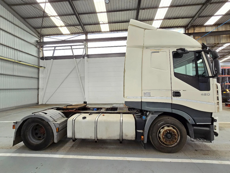 Iveco Stralis 420 RETARDER / EURO 5 STANDAIRCO - Тягач: фото 4 Iveco Stralis 420 RETARDER / EURO 5 STANDAIRCO - Тягач: фото 4