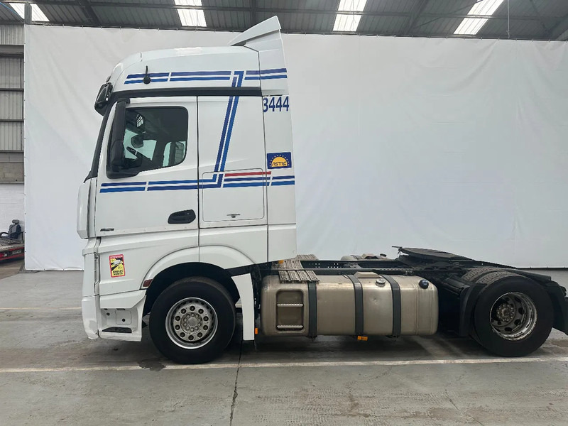 Mercedes-Benz Actros 1842 EURO 5 - Тягач: фото 2 Mercedes-Benz Actros 1842 EURO 5 - Тягач: фото 2
