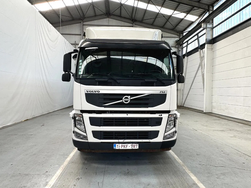 Тентованный грузовик Volvo FM 330 / Essieu relevable et directionnel / Steerable lift axle / Lift as en stuuras: фото 10