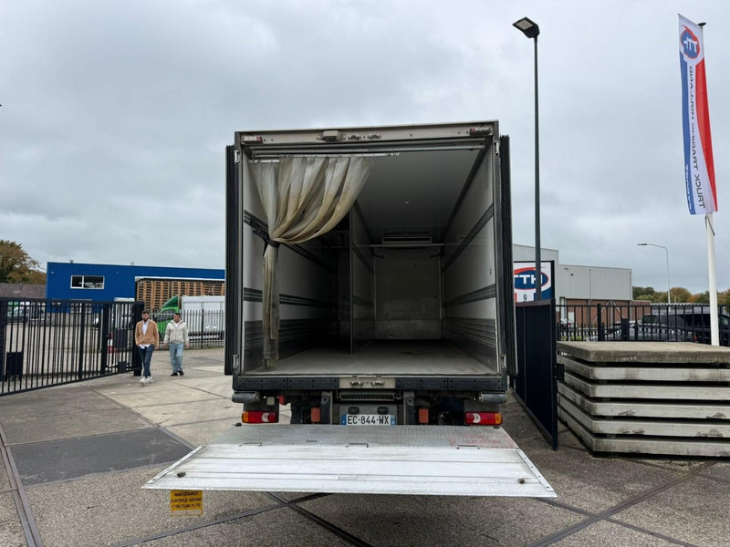 Renault D210.14 Frigobox Multitemp + Taillift THERMO KING T800R - Рефрижератор: фото 5 Renault D210.14 Frigobox Multitemp + Taillift THERMO KING T800R - Рефрижератор: фото 5