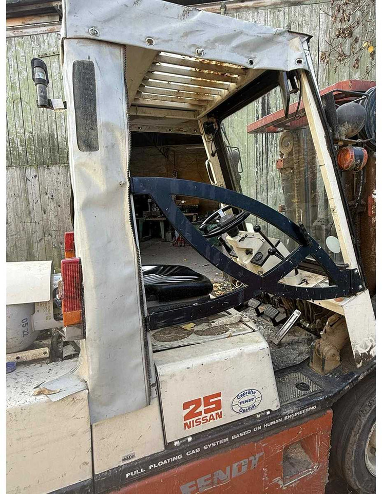 1991 NISSAN PH02 A250 FORKLIFT TRUCKS - Вилочный погрузчик: фото 5 1991 NISSAN PH02 A250 FORKLIFT TRUCKS - Вилочный погрузчик: фото 5