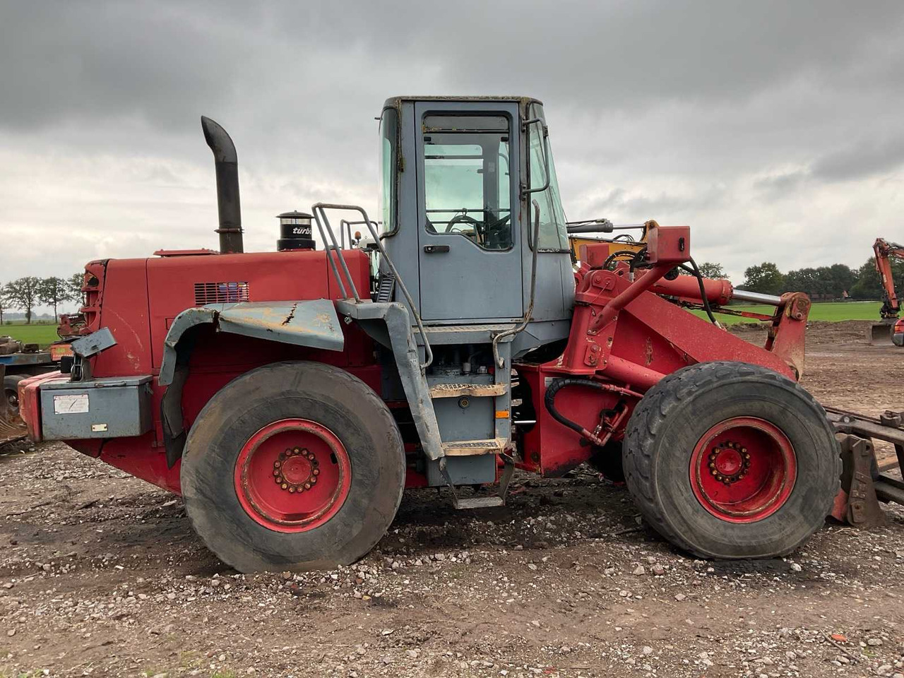 Колёсный погрузчик 1996 KOMATSU WH320-3H WHEEL LOADER: фото 6 Колёсный погрузчик 1996 KOMATSU WH320-3H WHEEL LOADER: фото 6