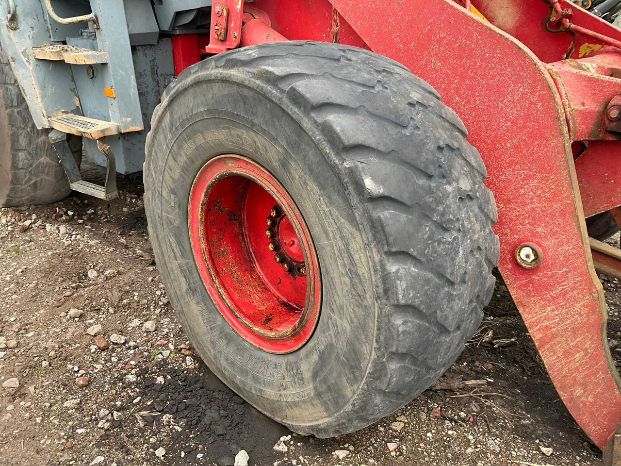 Колёсный погрузчик 1996 KOMATSU WH320-3H WHEEL LOADER: фото 21 Колёсный погрузчик 1996 KOMATSU WH320-3H WHEEL LOADER: фото 21