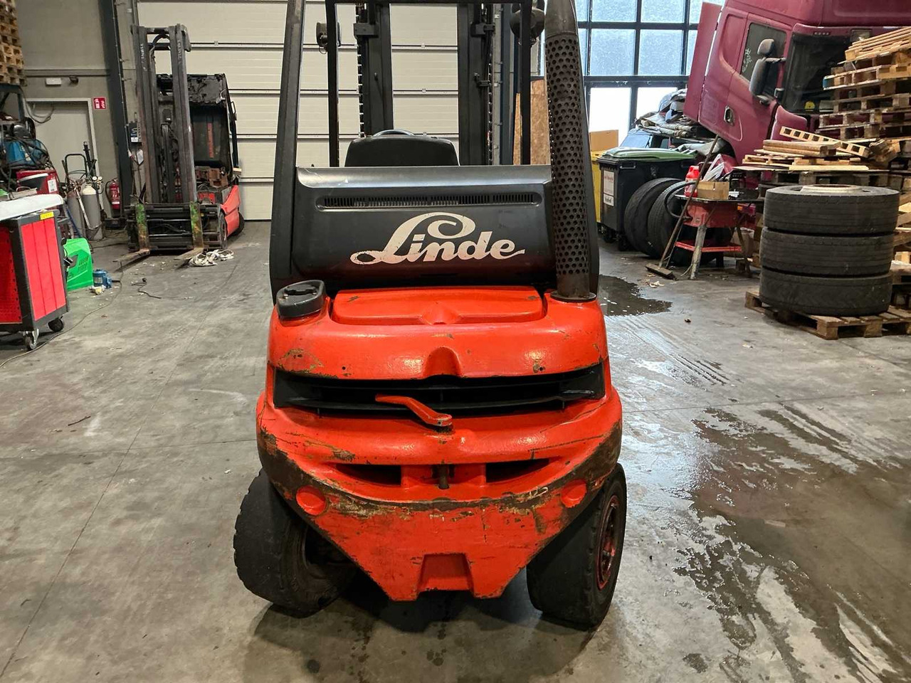 1996 LINDE H20D-02 FORKLIFT - Вилочный погрузчик: фото 4 1996 LINDE H20D-02 FORKLIFT - Вилочный погрузчик: фото 4