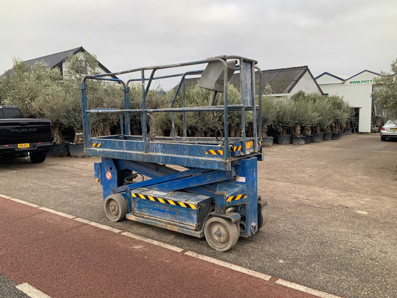 2000 UPRIGHT SL20 AERIAL WORK PLATFORM - Подъёмник: фото 4 2000 UPRIGHT SL20 AERIAL WORK PLATFORM - Подъёмник: фото 4