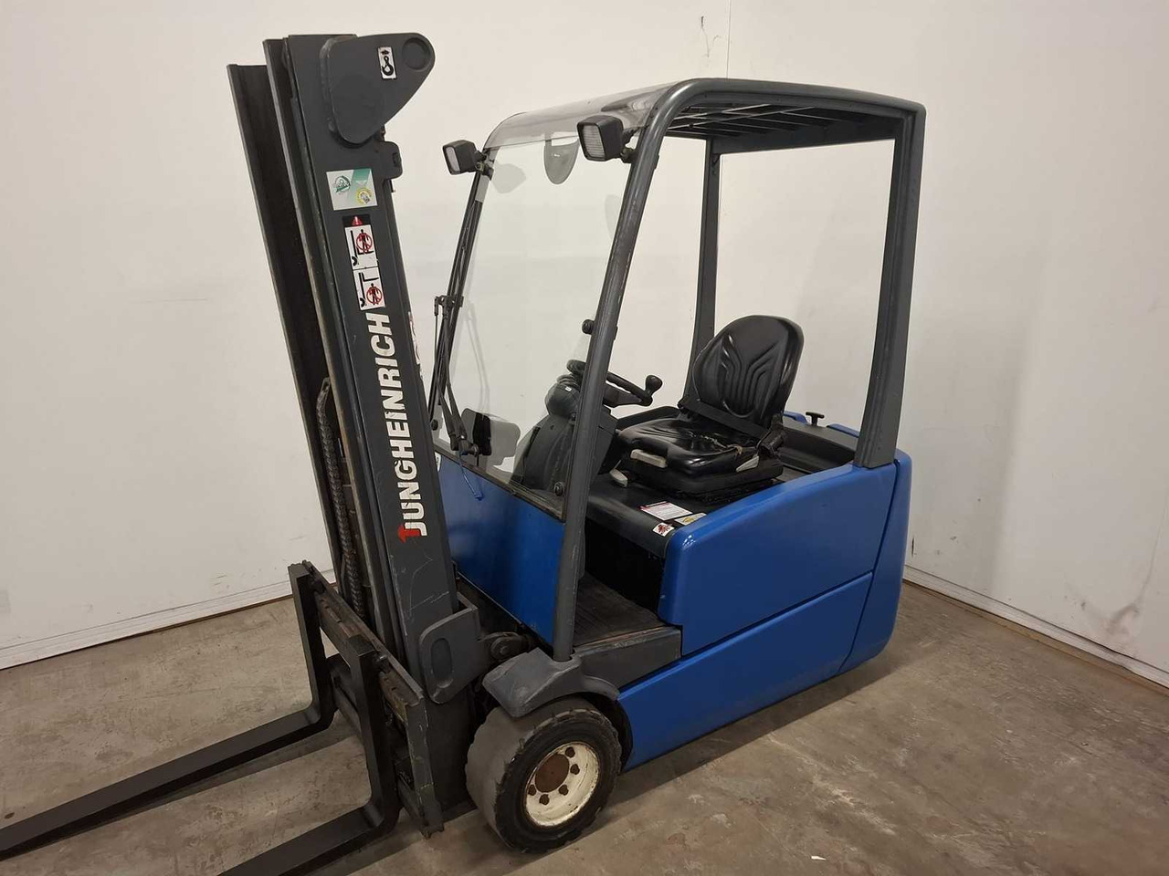 2004 JUNGHEINRICH EFG220 FORKLIFT - Вилочный погрузчик: фото 2 2004 JUNGHEINRICH EFG220 FORKLIFT - Вилочный погрузчик: фото 2