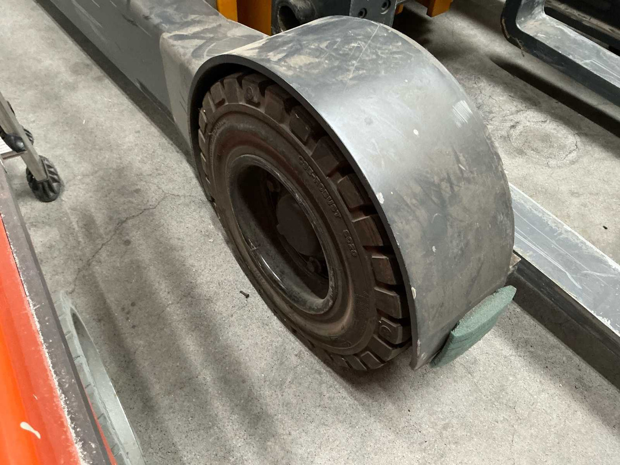 Вилочный погрузчик 2013 JUNGHEINRICH ETV C20 FORKLIFT: фото 14 Вилочный погрузчик 2013 JUNGHEINRICH ETV C20 FORKLIFT: фото 14