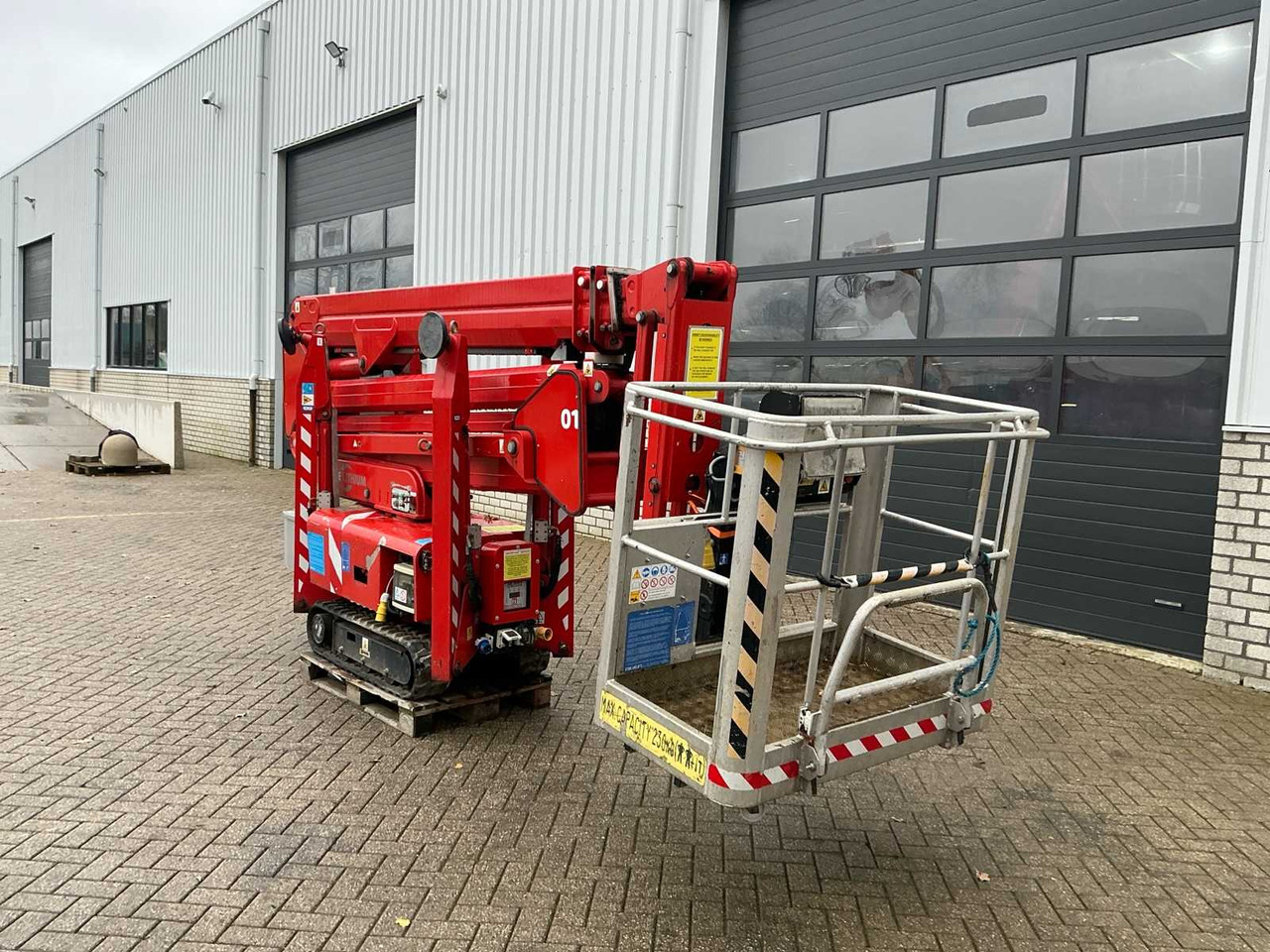 2015 BLUELIFT SA18HB SPIDER BOOM LIFT - Подъёмник: фото 4 2015 BLUELIFT SA18HB SPIDER BOOM LIFT - Подъёмник: фото 4