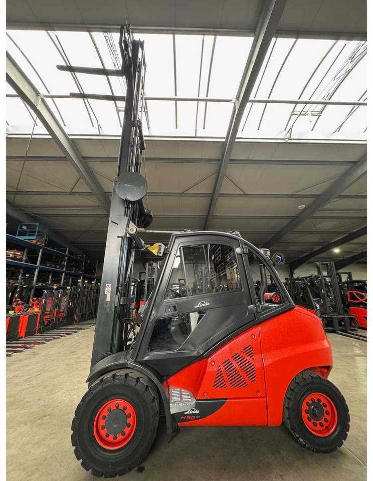 2015 LINDE H50D 5,000KG TRIPLEX 666CM 3+4TH VALVE DIESEL FORKLIFT FORKLIFT 15,862 HOURS. - Вилочный погрузчик: фото 3 2015 LINDE H50D 5,000KG TRIPLEX 666CM 3+4TH VALVE DIESEL FORKLIFT FORKLIFT 15,862 HOURS. - Вилочный погрузчик: фото 3