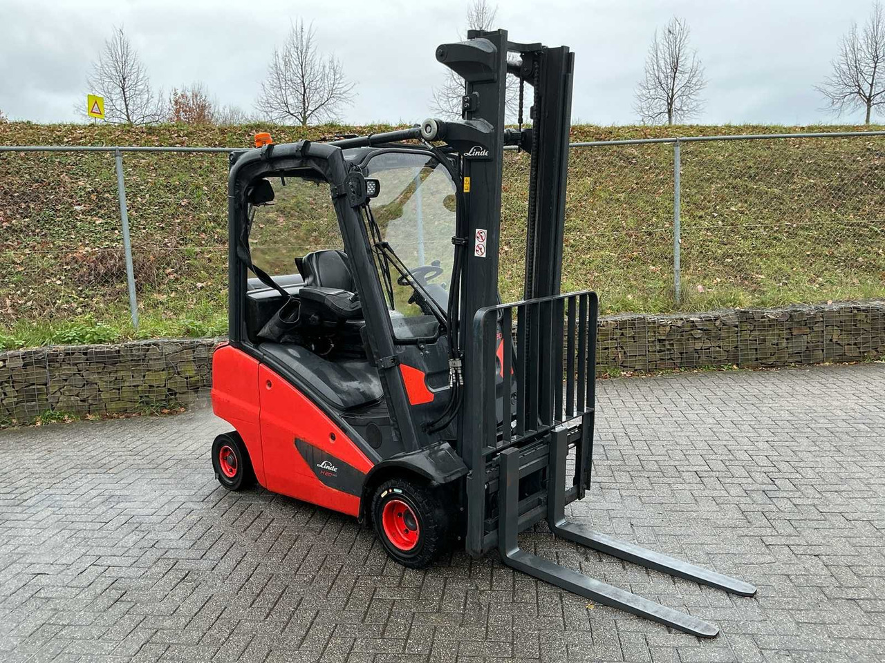 2019 LINDE H20T-01 FORKLIFT TRUCK - Вилочный погрузчик: фото 2 2019 LINDE H20T-01 FORKLIFT TRUCK - Вилочный погрузчик: фото 2
