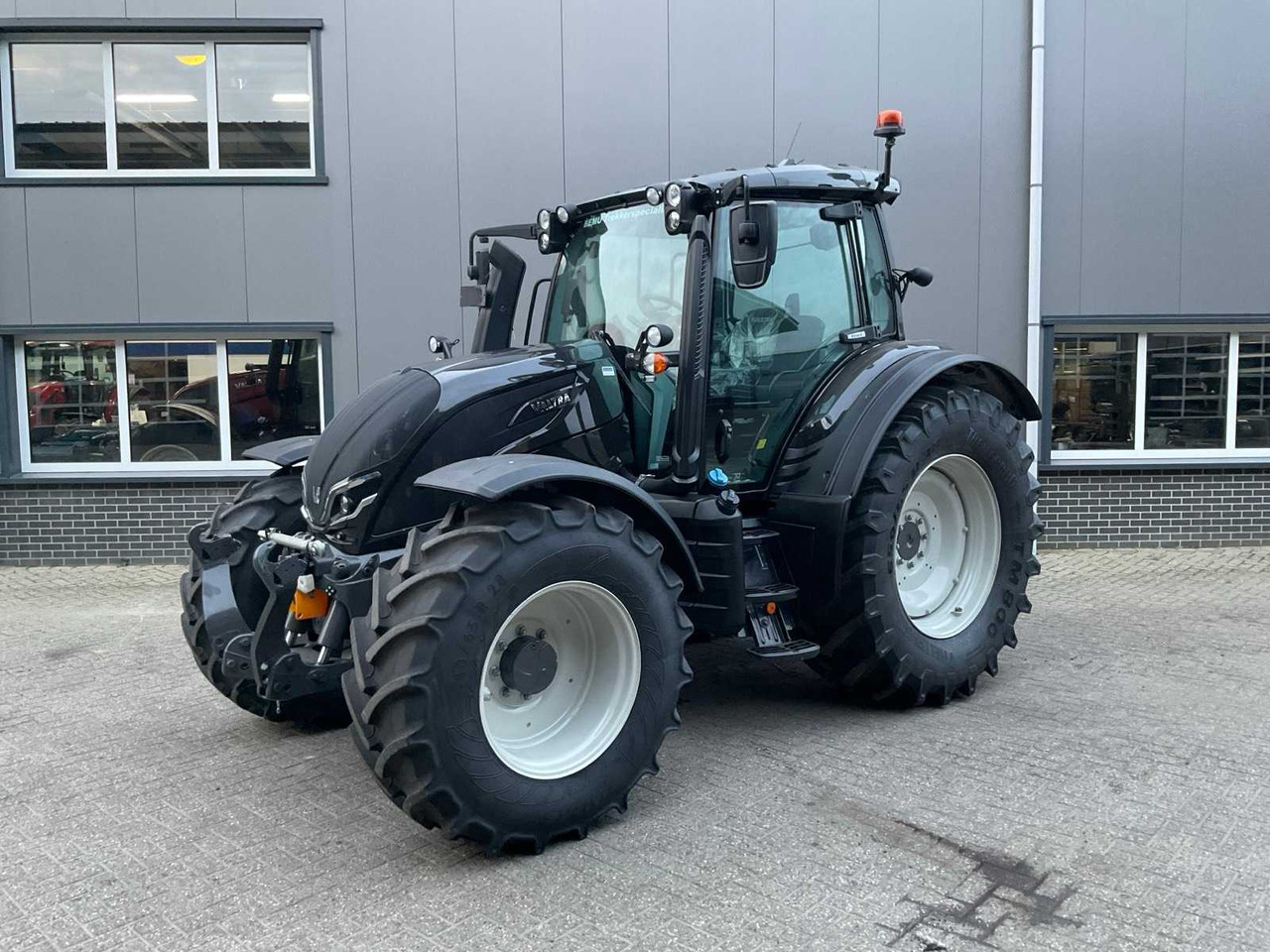 2022 VALTRA N155 ECOPOWER DIRECT SMARTTOUCH ALL-WHEEL DRIVE FARM TRACTOR - Трактор: фото 1 2022 VALTRA N155 ECOPOWER DIRECT SMARTTOUCH ALL-WHEEL DRIVE FARM TRACTOR - Трактор: фото 1