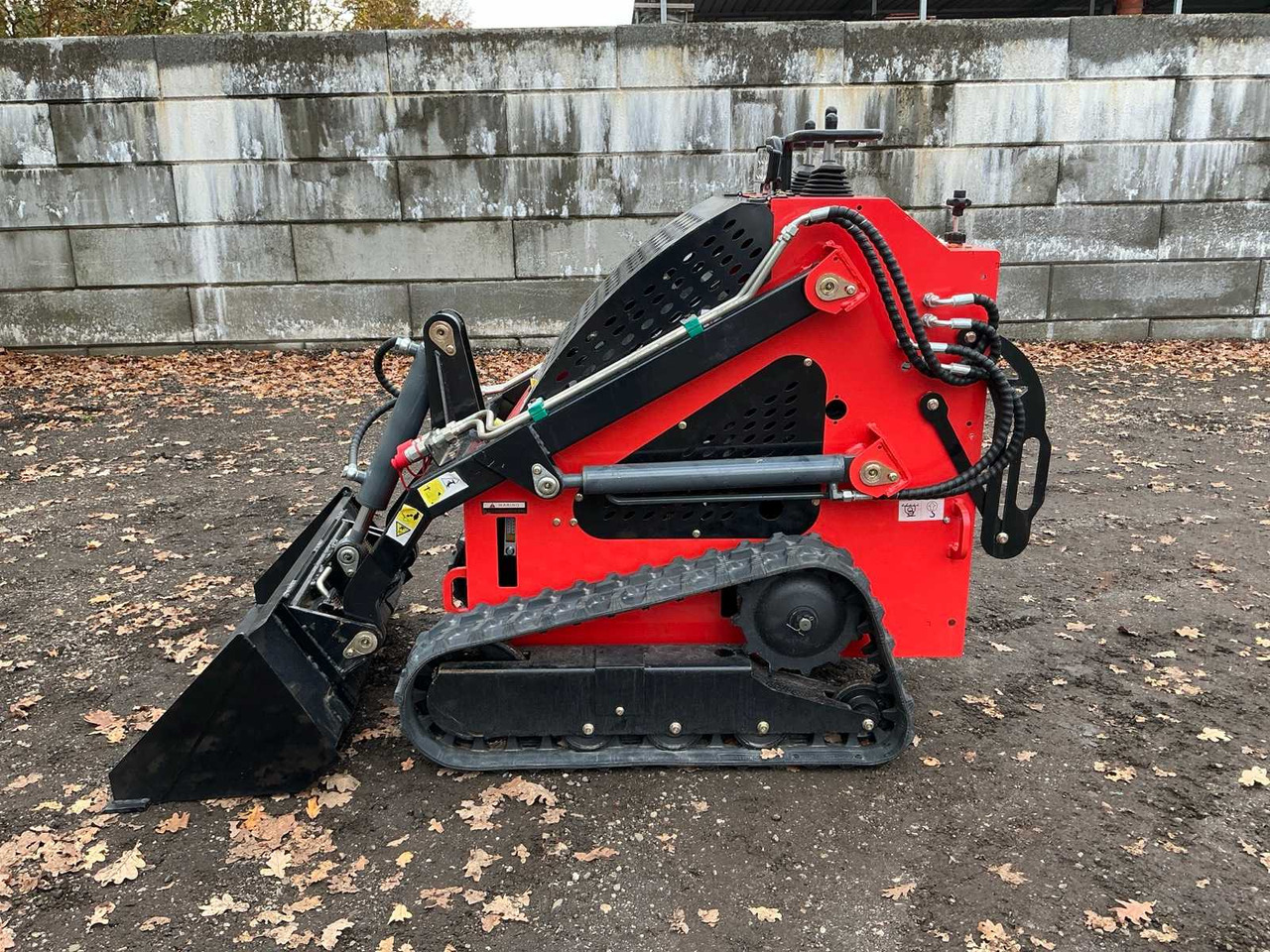 2025 LIHUE T360 SKID STEER LOADER UNUSED - Гусеничный мини-погрузчик: фото 2 2025 LIHUE T360 SKID STEER LOADER UNUSED - Гусеничный мини-погрузчик: фото 2