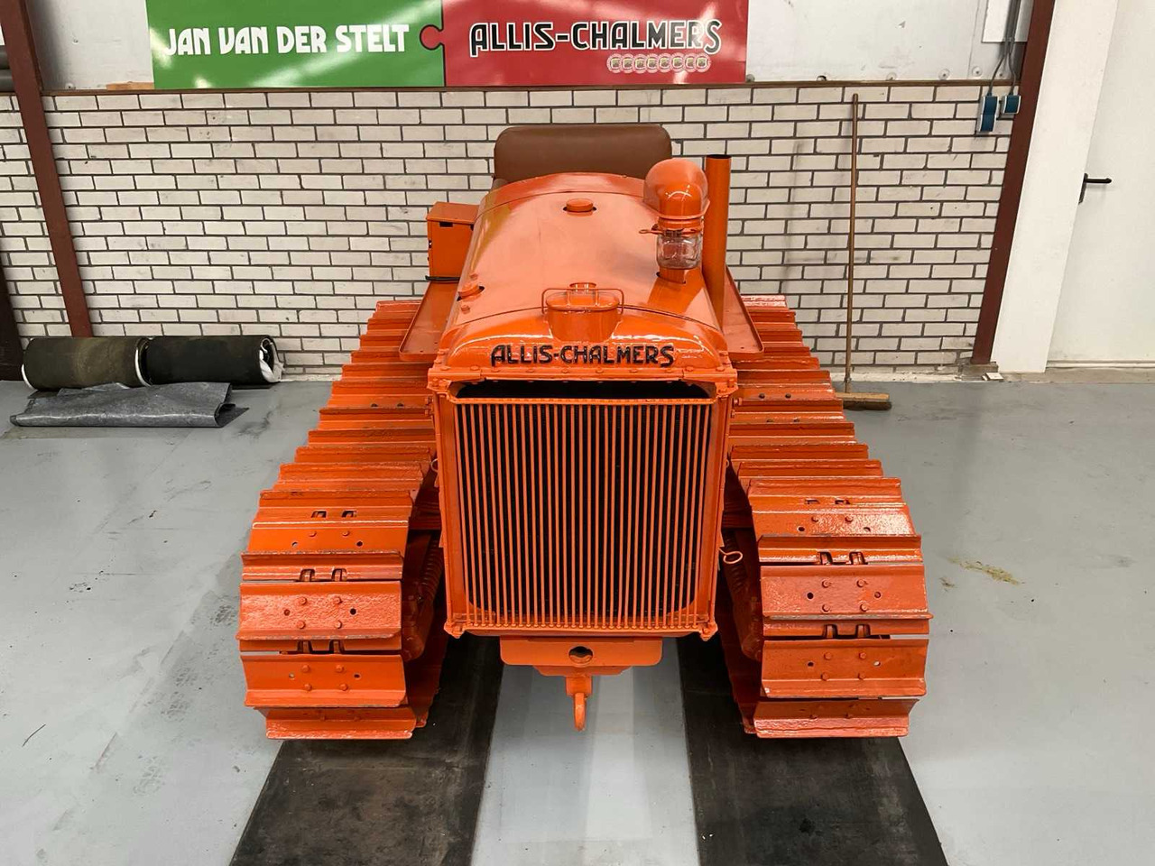 Allis-Chalmers M - Гусеничный трактор: фото 3 Allis-Chalmers M - Гусеничный трактор: фото 3