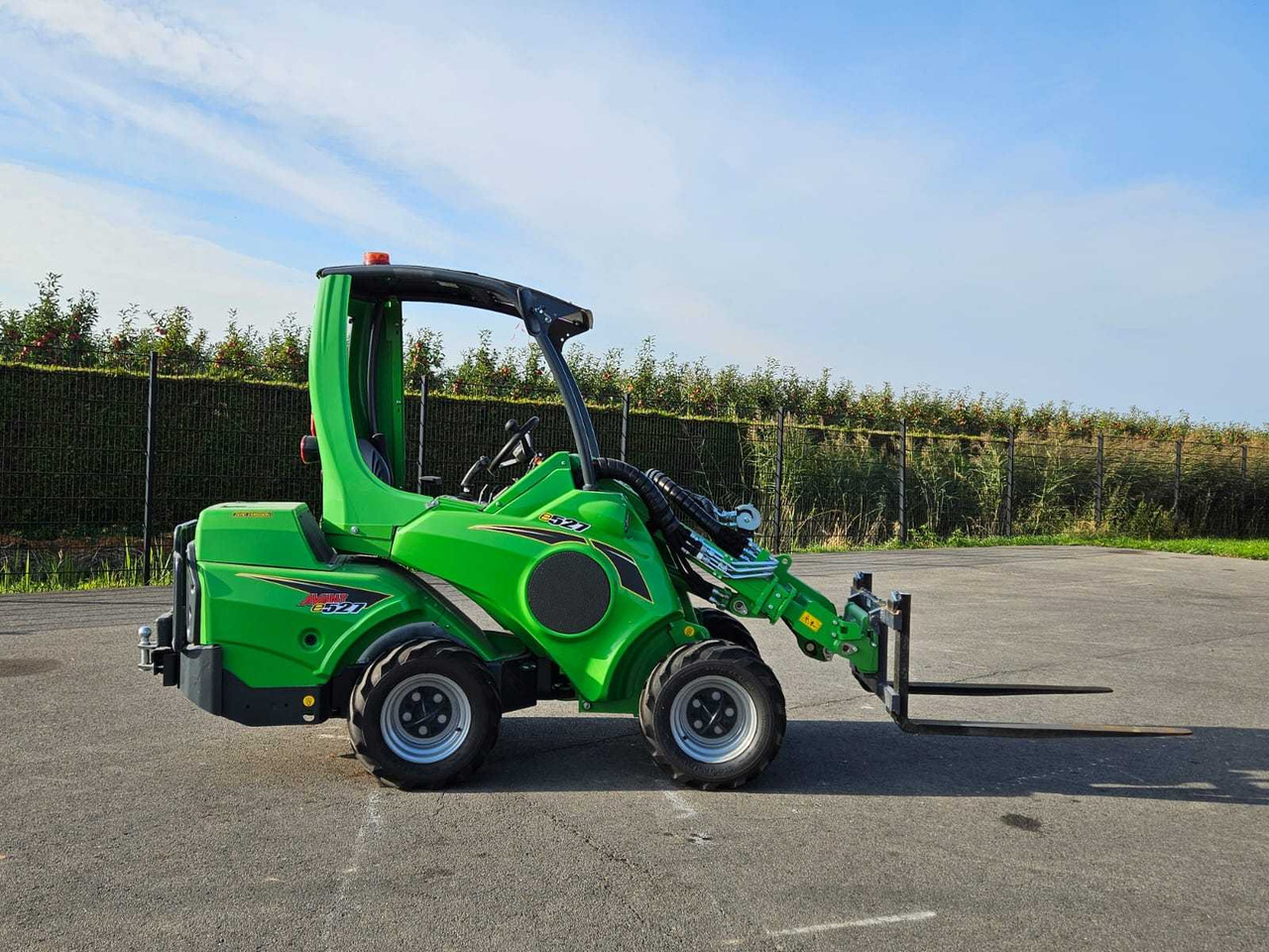 Avant E 527 - Колёсный погрузчик: фото 3 Avant E 527 - Колёсный погрузчик: фото 3