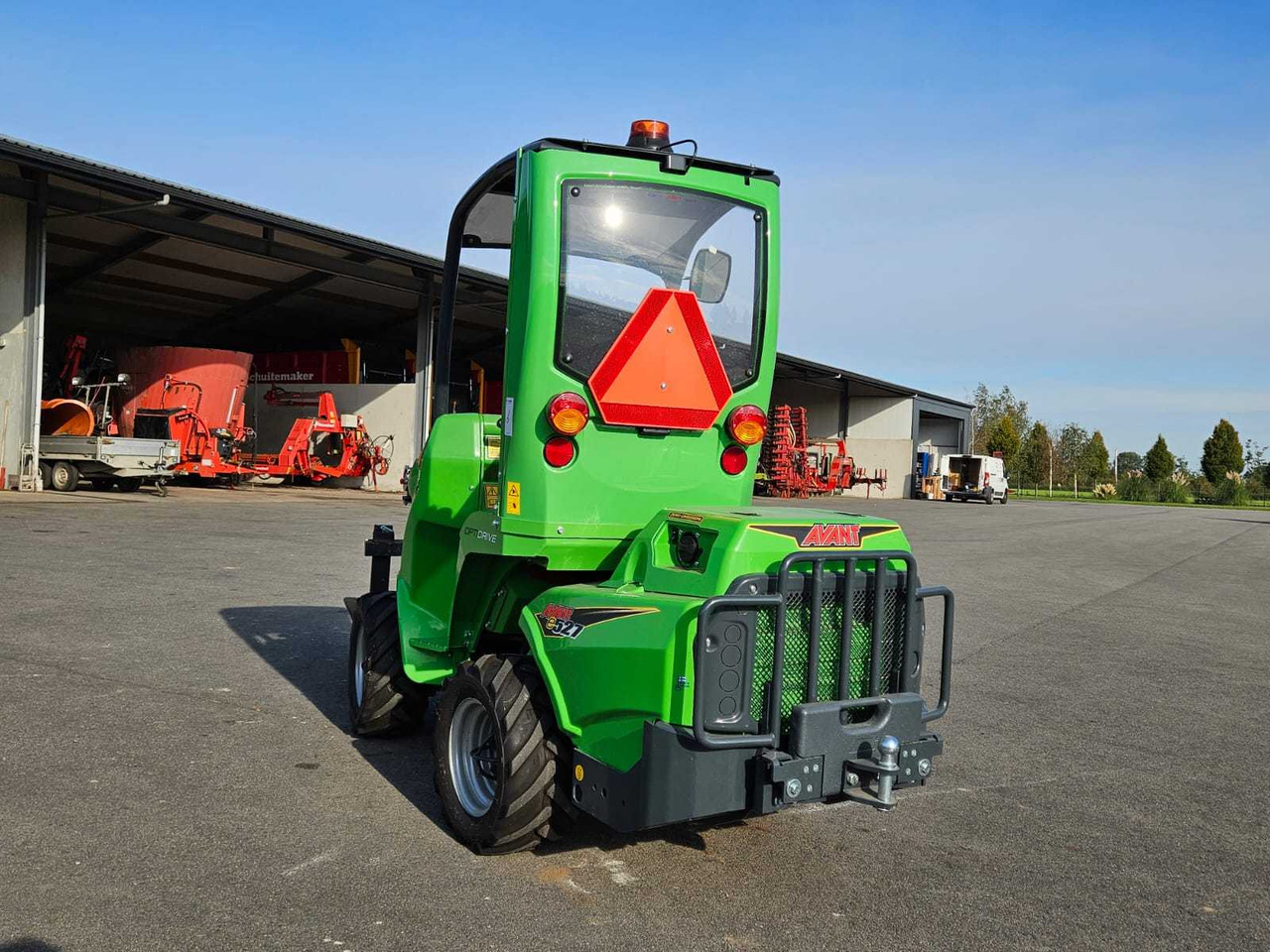 Avant E 527 - Колёсный погрузчик: фото 4 Avant E 527 - Колёсный погрузчик: фото 4