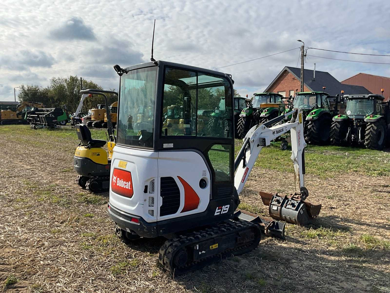 Bobcat E19 - Мини-экскаватор: фото 4 Bobcat E19 - Мини-экскаватор: фото 4