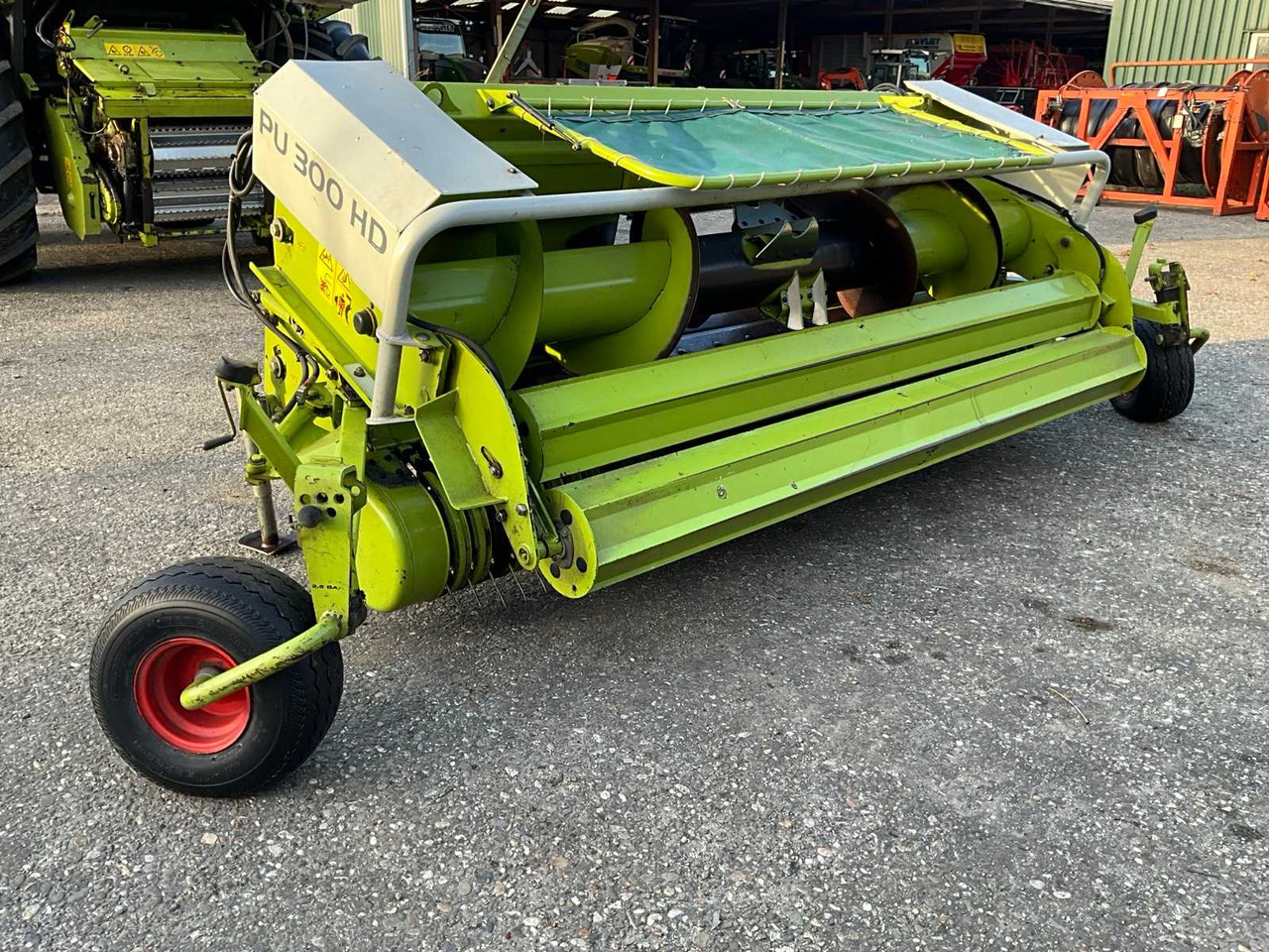 CLAAS PU 300 HD GRAS PICKUP - Кормоуборочный комбайн: фото 4 CLAAS PU 300 HD GRAS PICKUP - Кормоуборочный комбайн: фото 4