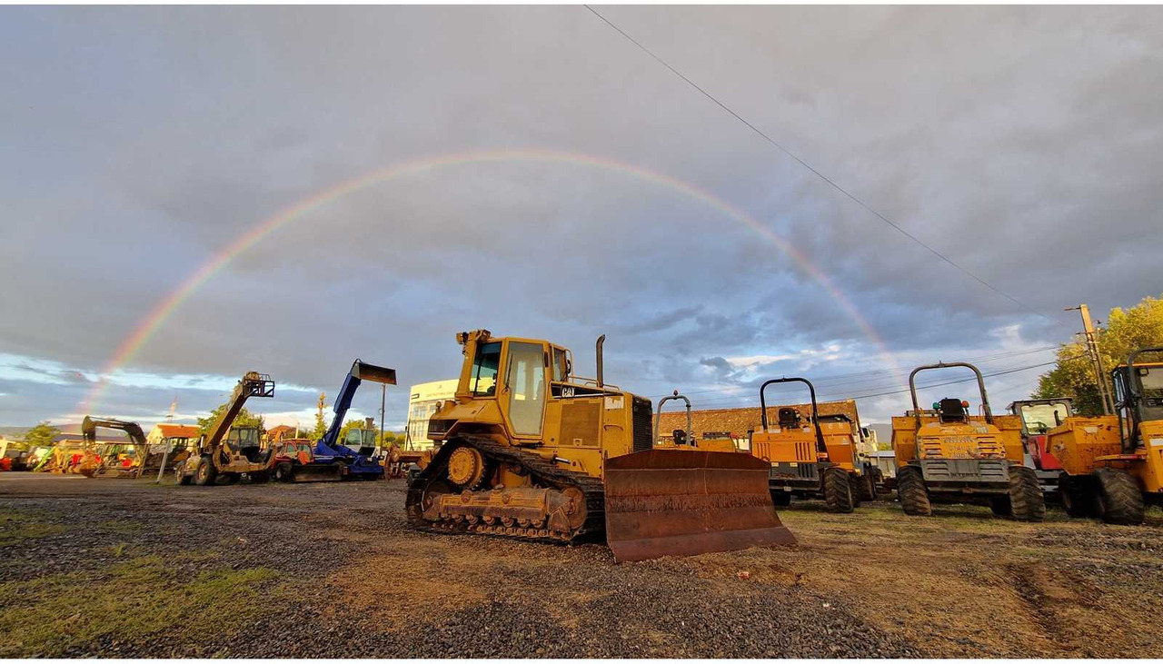 Caterpillar CATERPILLAR - D5N - BULLDOZER - 2008 - Бульдозер: фото 1 Caterpillar CATERPILLAR - D5N - BULLDOZER - 2008 - Бульдозер: фото 1