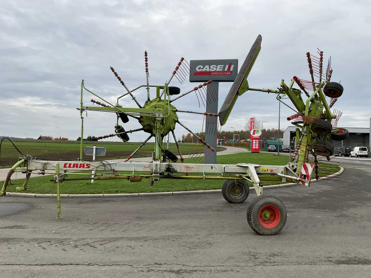 Claas Liner 1550 Twin - Техника для сенозаготовки: фото 4 Claas Liner 1550 Twin - Техника для сенозаготовки: фото 4