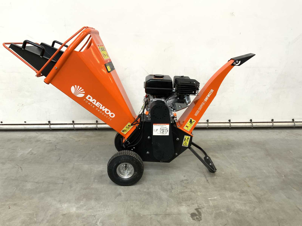 Daewoo DWFWC230 - Измельчитель древесины: фото 2 Daewoo DWFWC230 - Измельчитель древесины: фото 2