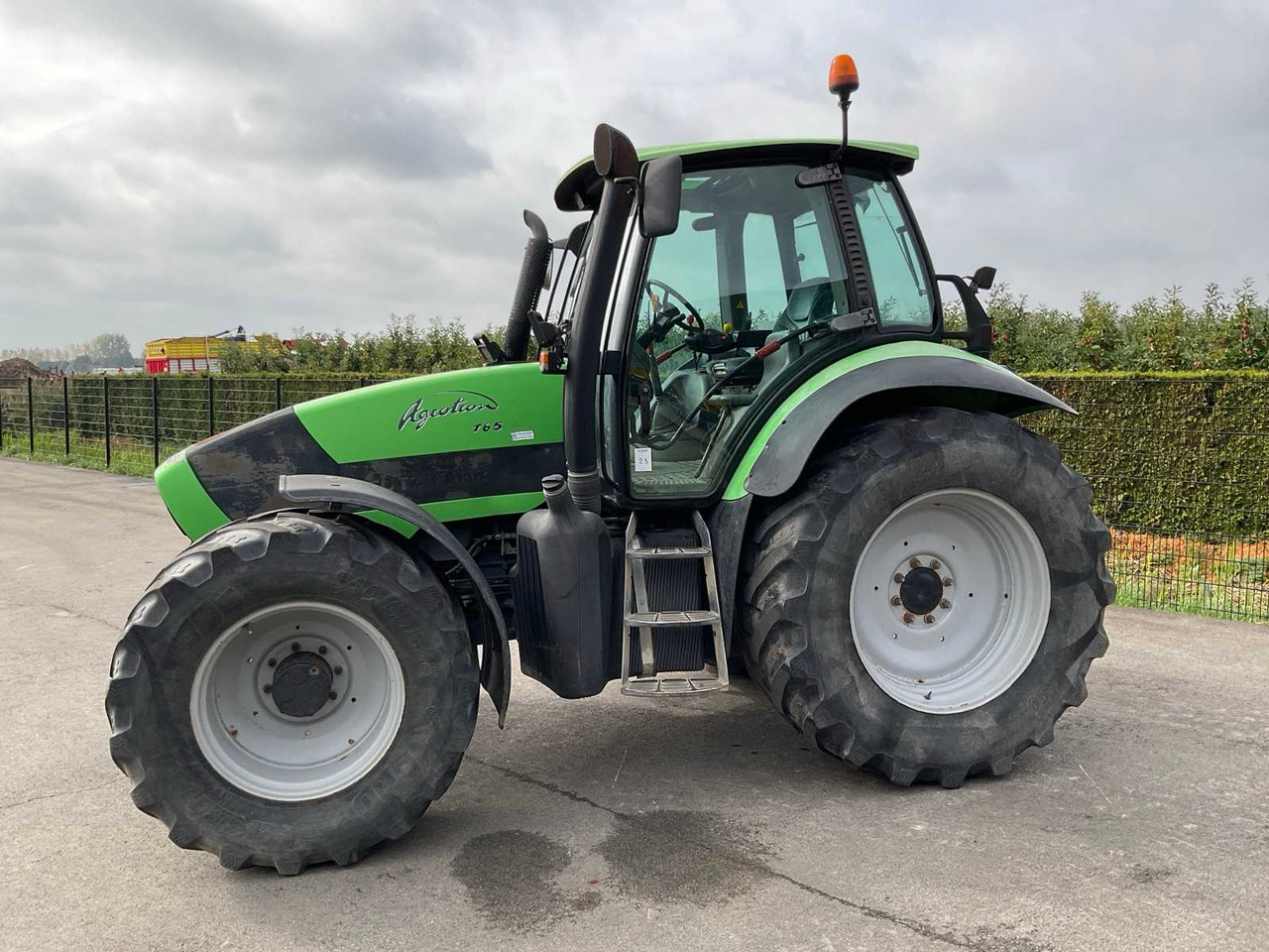Deutz-Fahr Agrotron 165.7 - Трактор: фото 3 Deutz-Fahr Agrotron 165.7 - Трактор: фото 3