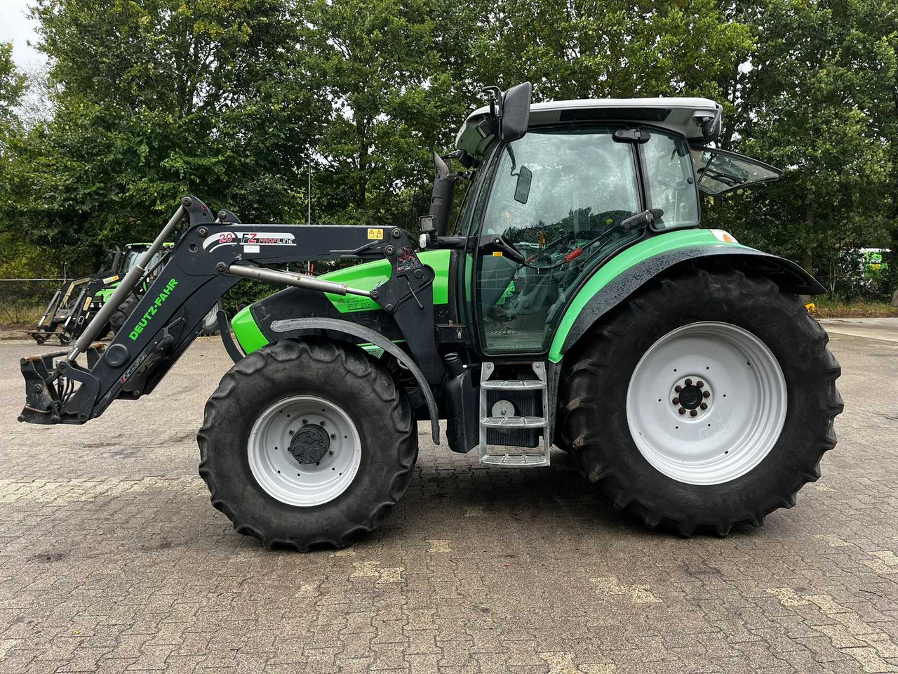 Deutz-Fahr Agrotron K 410 - Трактор: фото 5 Deutz-Fahr Agrotron K 410 - Трактор: фото 5
