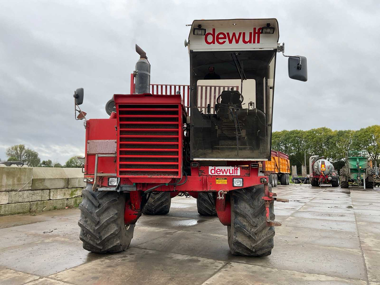 Dewulf R7000T - Сельскохозяйственный прицеп: фото 3 Dewulf R7000T - Сельскохозяйственный прицеп: фото 3