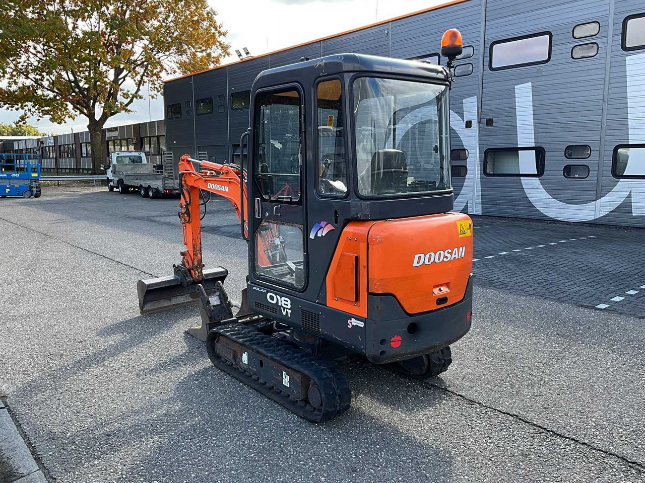Doosan Solar 018VT - Мини-экскаватор: фото 3 Doosan Solar 018VT - Мини-экскаватор: фото 3