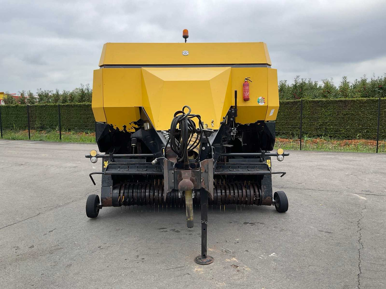 New Holland BB 960 R - Другая техника: фото 2 New Holland BB 960 R - Другая техника: фото 2
