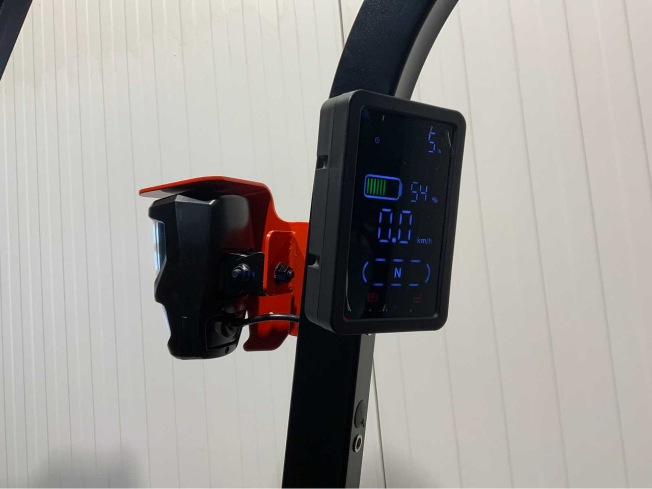 Вилочный погрузчик EP 3500KG LIFTING CAPACITY- 4.8 METER PLYWOOD, FREE-LIFT, SIDE-SHIFT FORKLIFT: фото 13