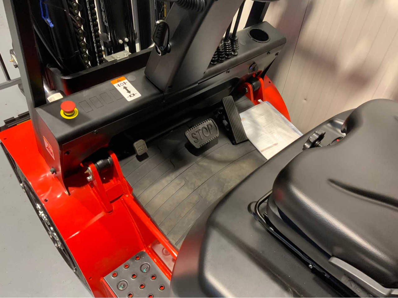 Вилочный погрузчик EP 3500KG LIFTING CAPACITY- 4.8 METER PLYWOOD, FREE-LIFT, SIDE-SHIFT FORKLIFT: фото 11