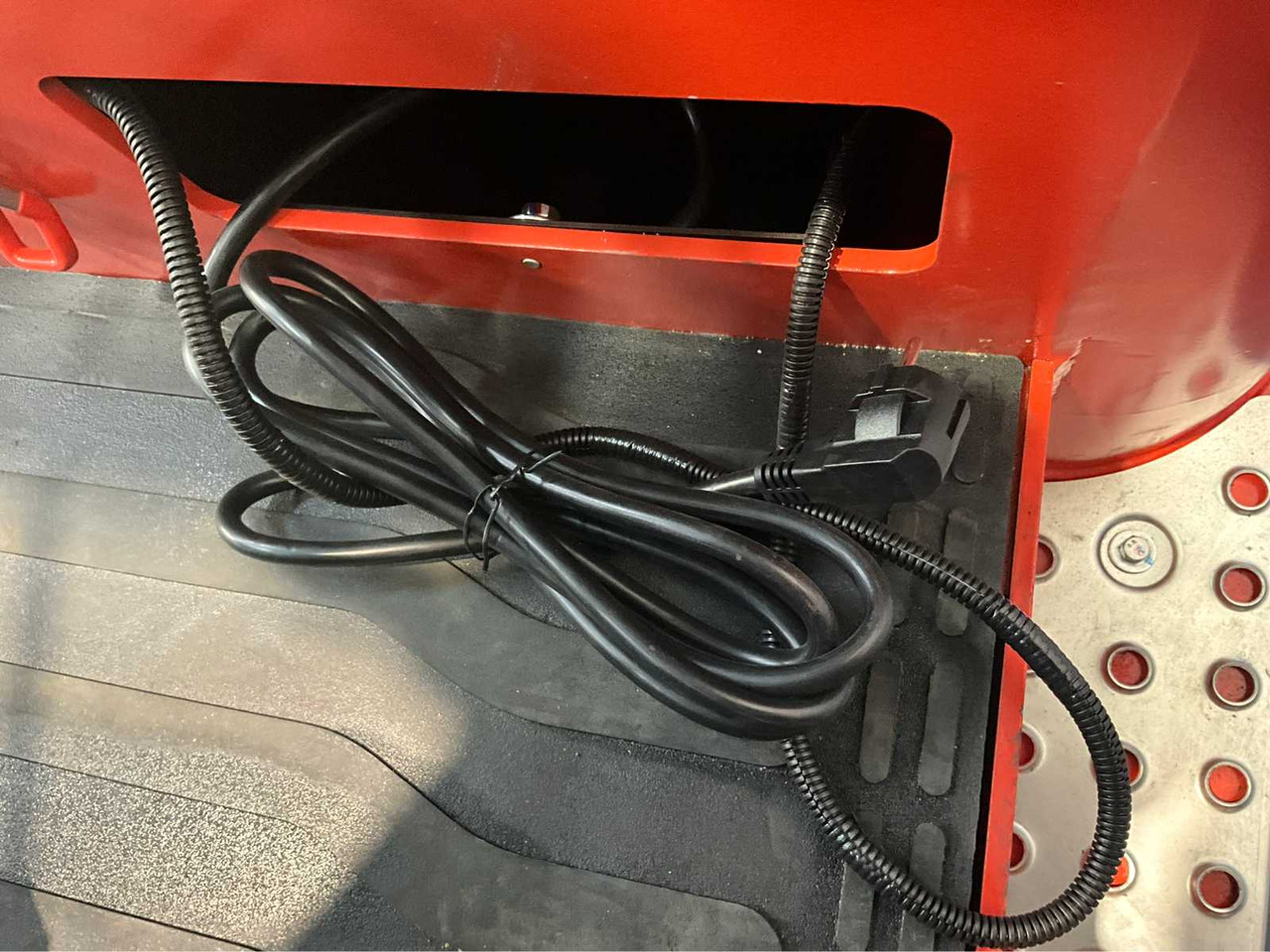 Вилочный погрузчик EP - EFL 181 - 4.8 METER TRIPLEX, LI-ION, FREE-LIFT, SIDE-SHIFT - FORKLIFT: фото 23