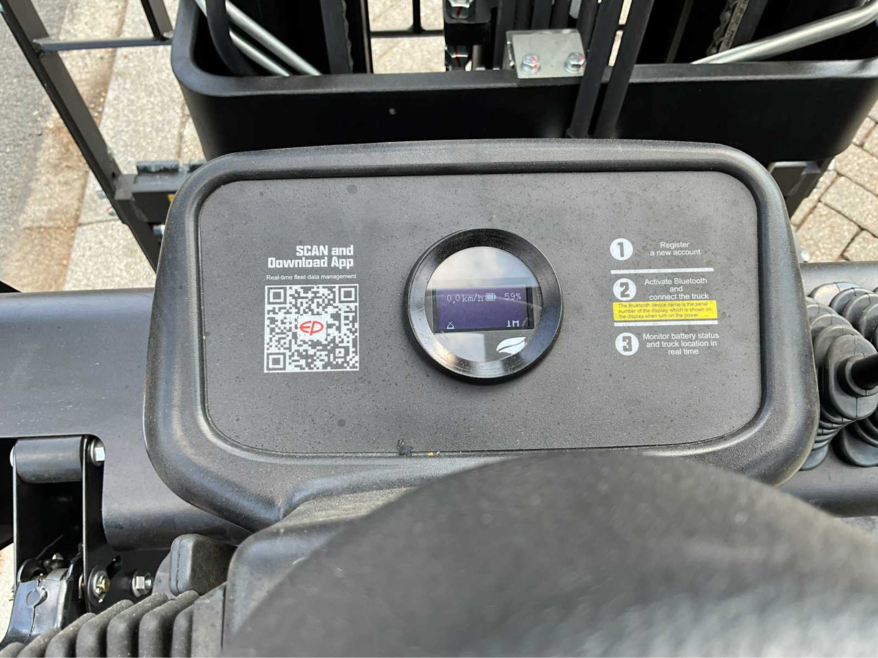 Вилочный погрузчик EP EFS 151 - 4.35 METER TRIPLEX, LI-ION, FREE-LIFT, SIDE-SHIFT - FORKLIFT: фото 15