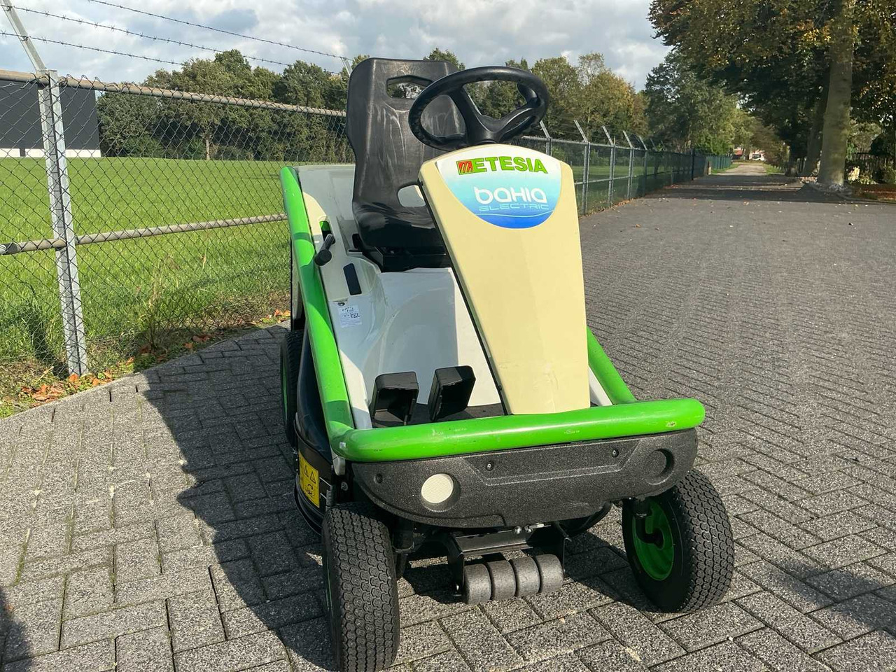 Etesia M2E - Газонокосилка: фото 2 Etesia M2E - Газонокосилка: фото 2
