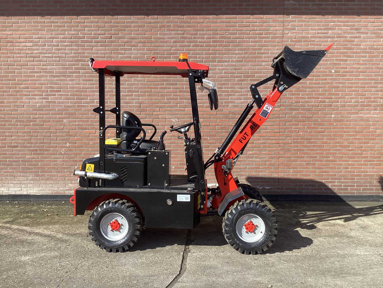 FUTURE H 160 - Колёсный погрузчик: фото 3 FUTURE H 160 - Колёсный погрузчик: фото 3