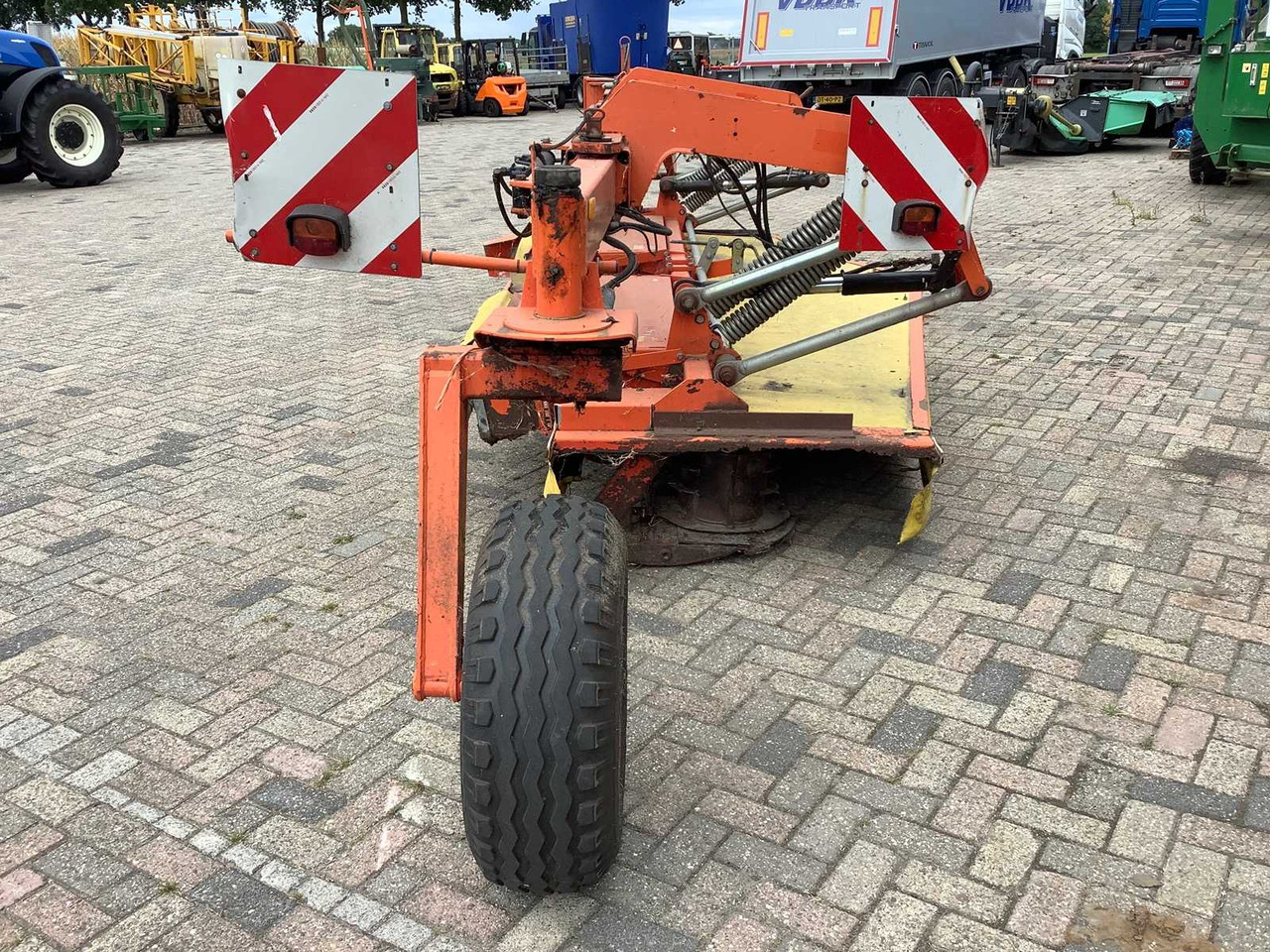 Fella Werke SM 400 TR - Косилка-измельчитель: фото 3 Fella Werke SM 400 TR - Косилка-измельчитель: фото 3