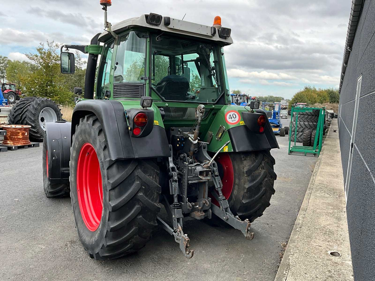 Fendt Farmer 412 vario - Трактор: фото 5 Fendt Farmer 412 vario - Трактор: фото 5