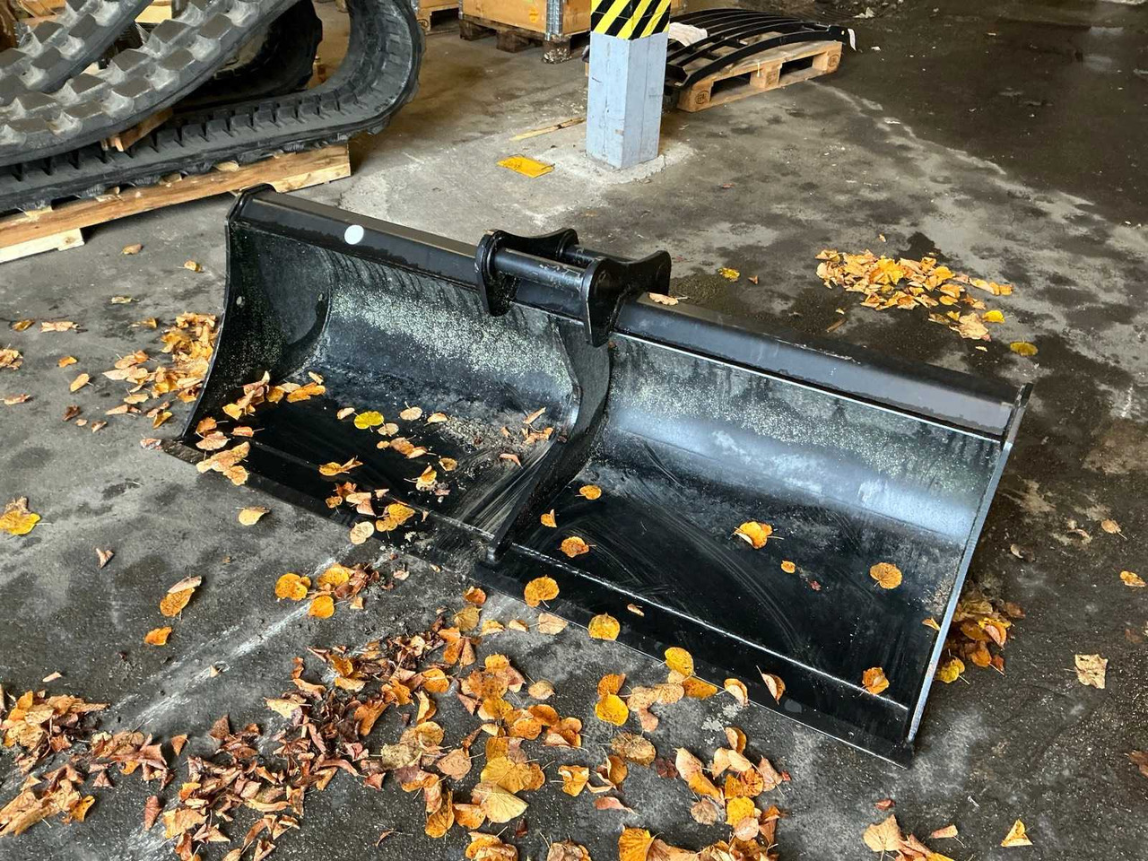 GEITH - 2021 - SPOON FOR YANMAR - Колёсный погрузчик: фото 1 GEITH - 2021 - SPOON FOR YANMAR - Колёсный погрузчик: фото 1