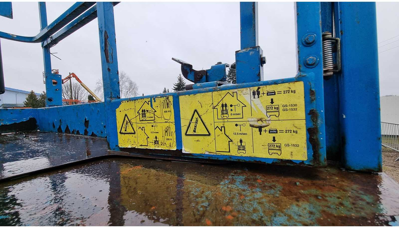 Подъёмник GENIE - GS-1530 - AERIAL WORK PLATFORMS - 2015 (77293888): фото 12