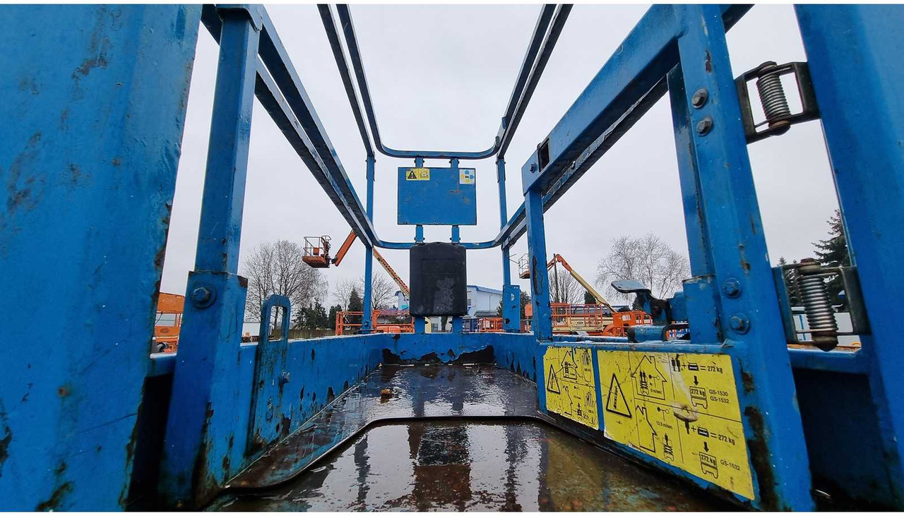 Подъёмник GENIE - GS-1530 - AERIAL WORK PLATFORMS - 2015 (77293888): фото 14