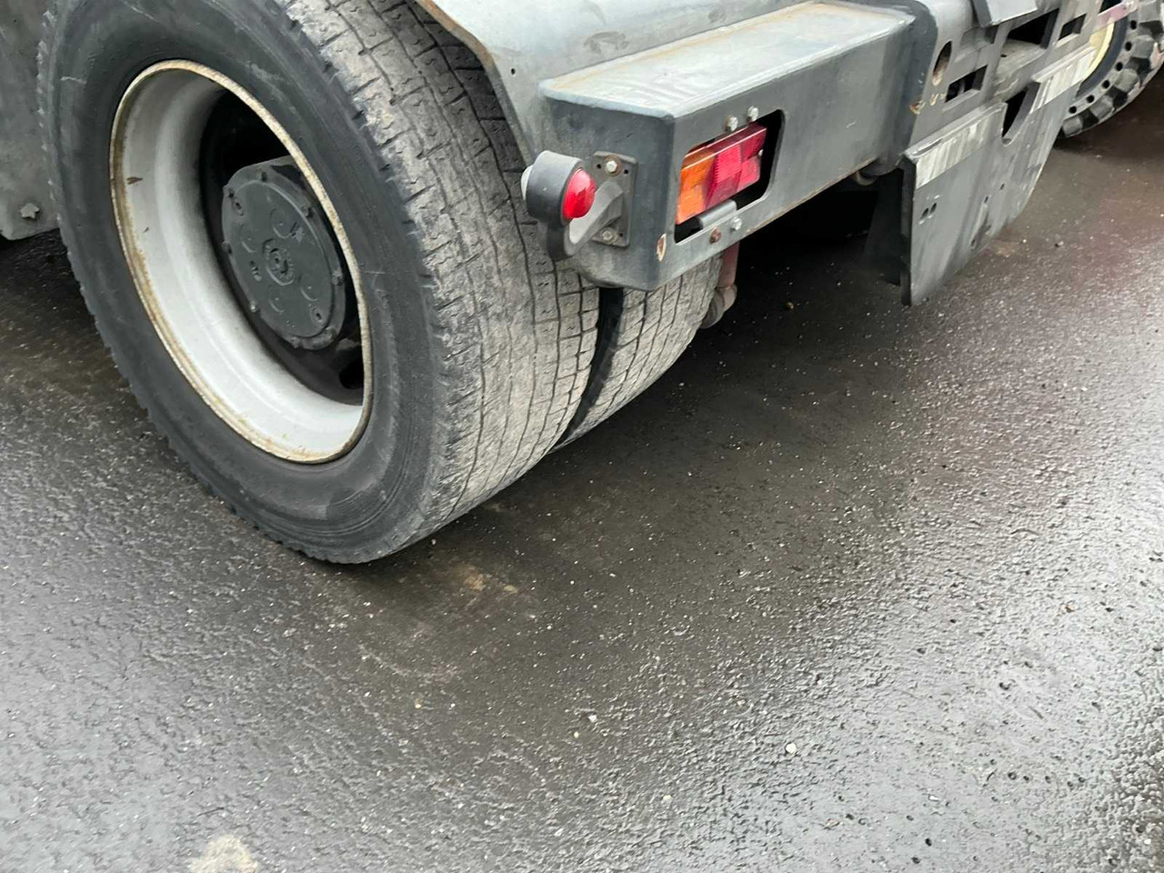 Грузовик 2002 TERBERG TERMINAL TRACTOR: фото 6 Грузовик 2002 TERBERG TERMINAL TRACTOR: фото 6