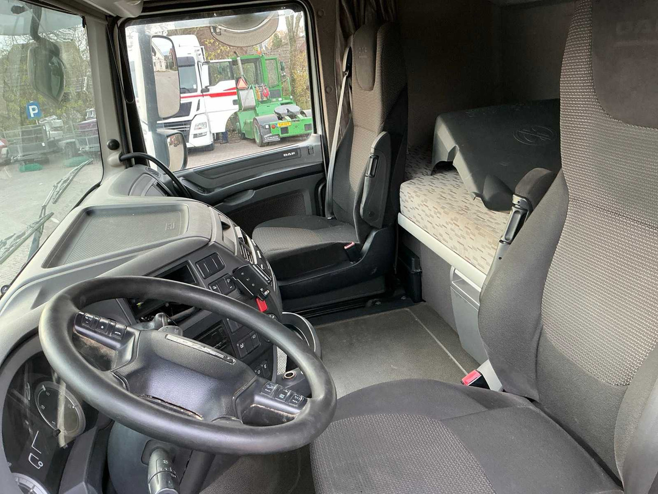 Грузовик 2015 DAF XF410 FT SEMI-TRAILER TRACTOR: фото 14