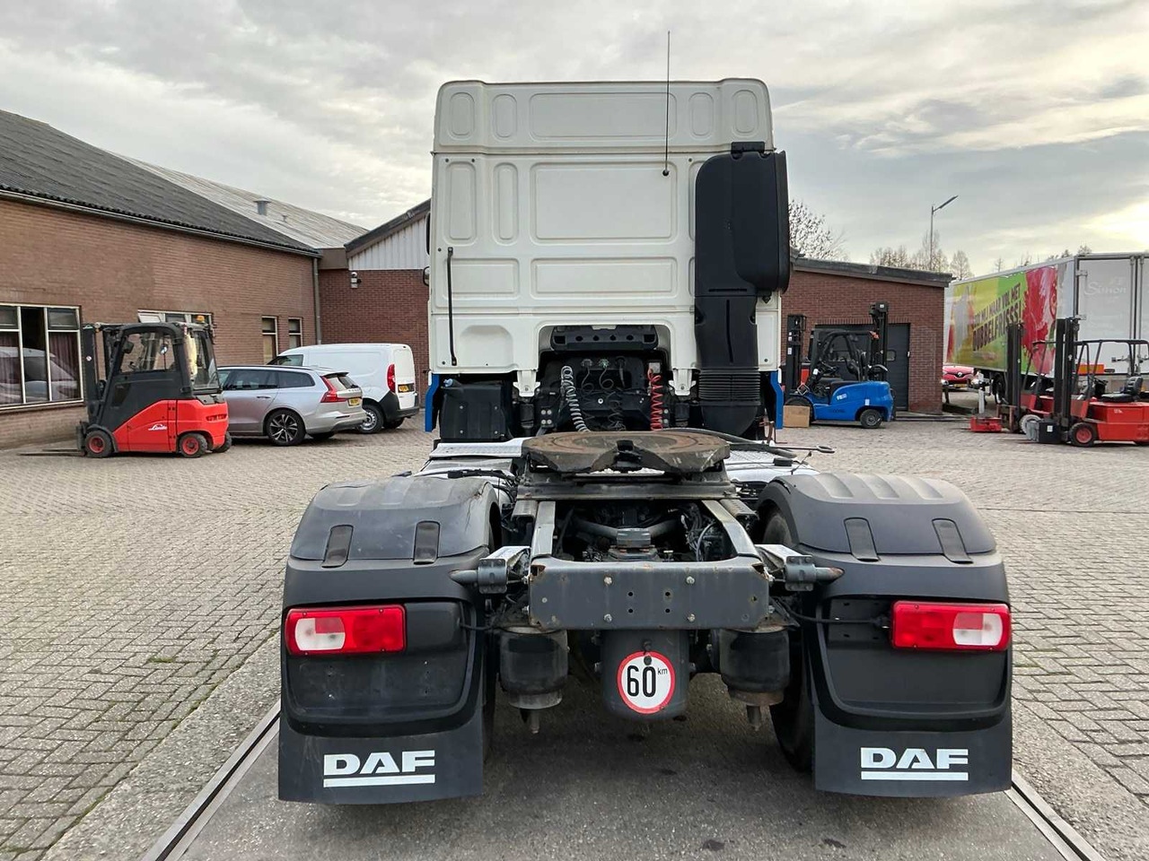 Грузовик 2015 DAF XF410 FT SEMI-TRAILER TRACTOR: фото 6