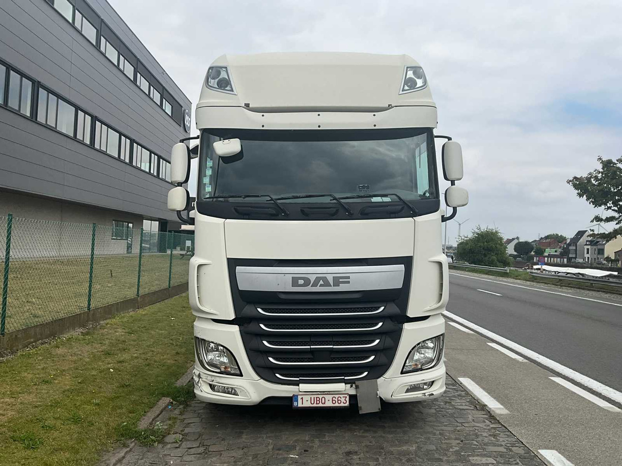 Грузовик DAF XF 460 FT - 2015: фото 8 Грузовик DAF XF 460 FT - 2015: фото 8
