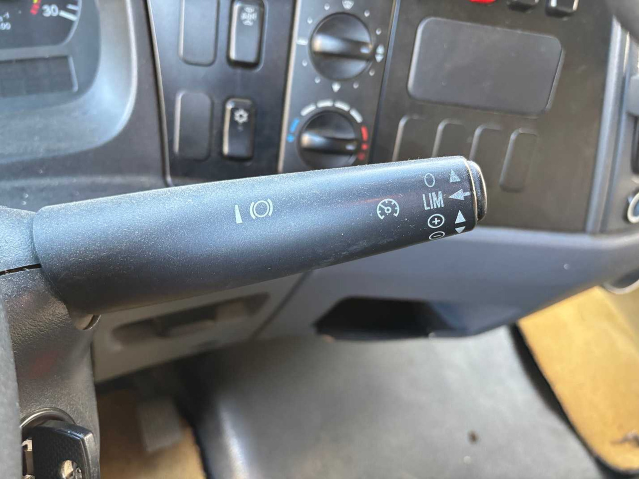 Грузовик MERCEDES-BENZ ATEGO 1222 TRUCK TRUCK: фото 28 Грузовик MERCEDES-BENZ ATEGO 1222 TRUCK TRUCK: фото 28