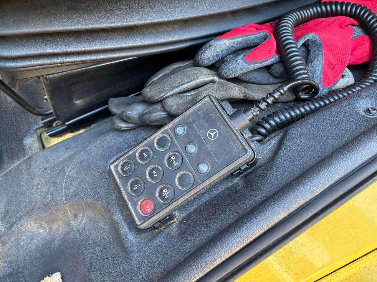 Грузовик MERCEDES-BENZ ATEGO 1222 TRUCK TRUCK: фото 32 Грузовик MERCEDES-BENZ ATEGO 1222 TRUCK TRUCK: фото 32