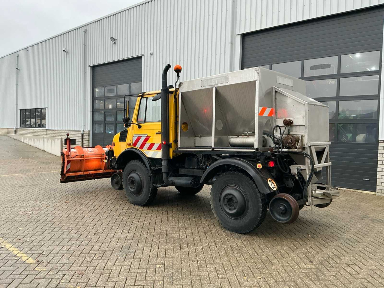 MERCEDES U1400 UNIMOG - Грузовик: фото 4 MERCEDES U1400 UNIMOG - Грузовик: фото 4