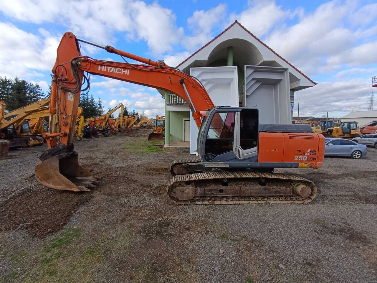 HITACHI - 2010 - ZX250LCN-3 - TRACKED EXCAVATOR - Экскаватор: фото 5 HITACHI - 2010 - ZX250LCN-3 - TRACKED EXCAVATOR - Экскаватор: фото 5