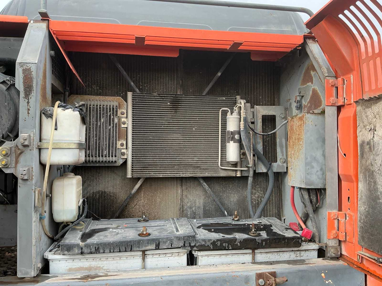 Гусеничный экскаватор Hitachi ZX280 Lc: фото 33