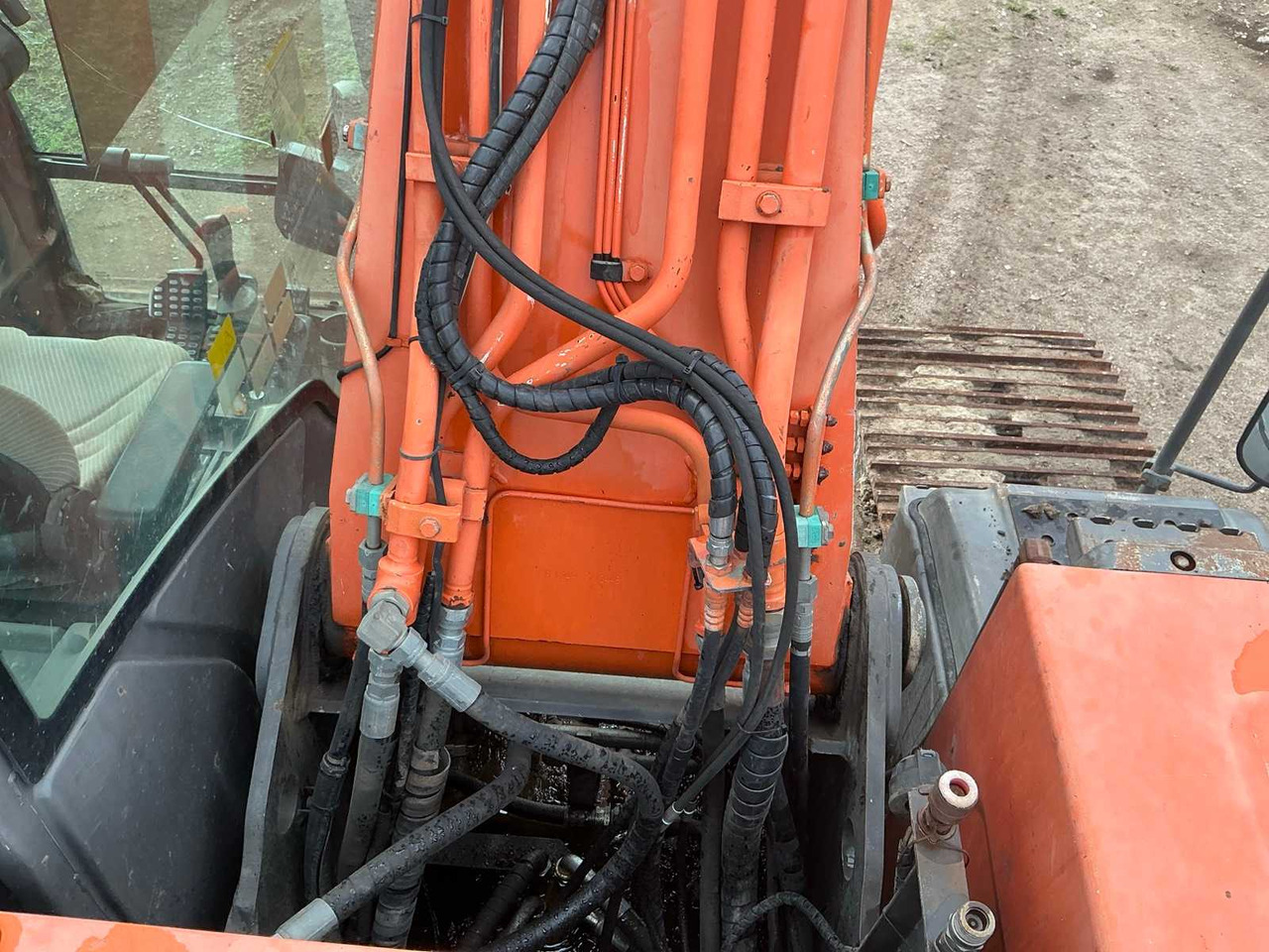 Гусеничный экскаватор Hitachi ZX280 Lc: фото 22